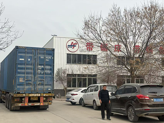 金锋锯业带锯床俄罗斯市场份额日益扩大